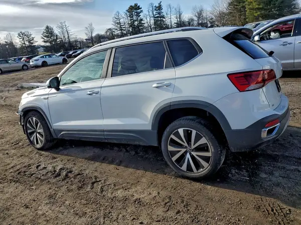3VVNX7B27PM304962 2023 VOLKSWAGEN TAOS - Image 2