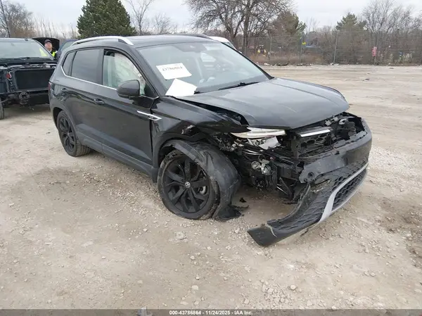 3VVNX7B28PM303822 2023 VOLKSWAGEN TAOS - Image 1