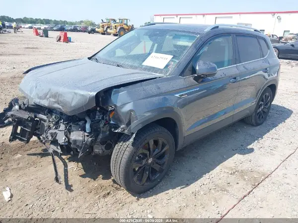 3VVPX7B20NM086210 2022 VOLKSWAGEN TAOS - Image 2