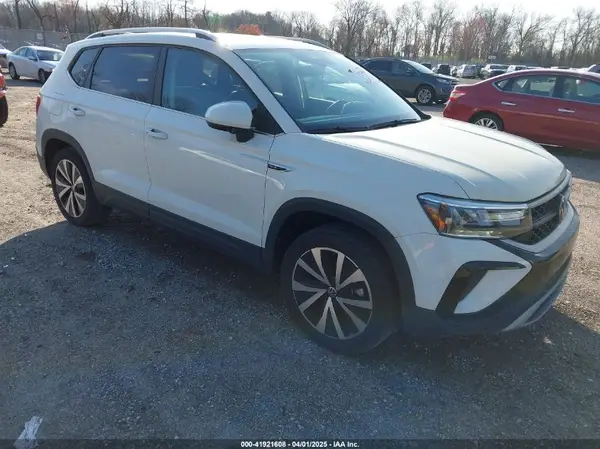 3VVPX7B22NM085236 2022 VOLKSWAGEN TAOS - Image 1