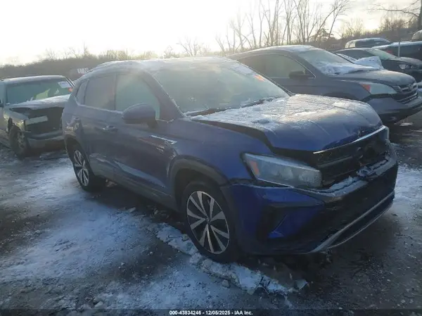 3VVPX7B26NM047962 2022 VOLKSWAGEN TAOS - Image 1