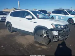 3VVPX7B28NM028734 2022 VOLKSWAGEN TAOS