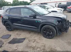 3VVPX7B29NM028631 2022 VOLKSWAGEN TAOS