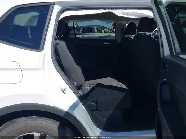 3VVRB7AX0PM028587 2023 VOLKSWAGEN TIGUAN - Image 8