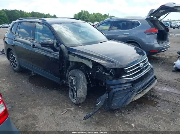 3VVRB7AX0PM047141 2023 VOLKSWAGEN TIGUAN - Image 1