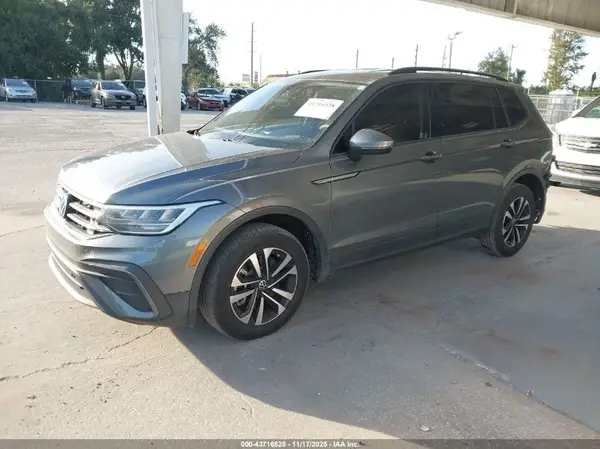 3VVRB7AX0PM054235 2023 VOLKSWAGEN TIGUAN - Image 2