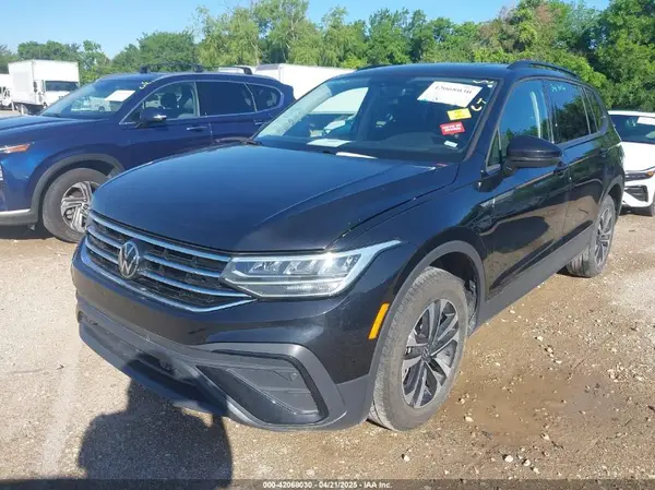 3VVRB7AX0PM120136 2023 VOLKSWAGEN TIGUAN - Image 2