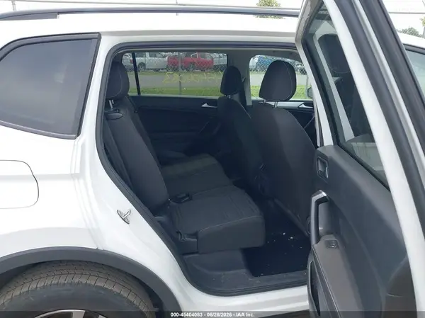 3VVRB7AX0PM131959 2023 VOLKSWAGEN TIGUAN - Image 8