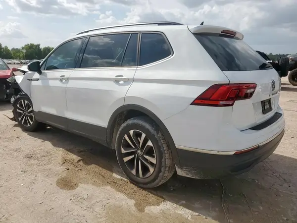3VVRB7AX0PM140158 2023 VOLKSWAGEN TIGUAN - Image 2