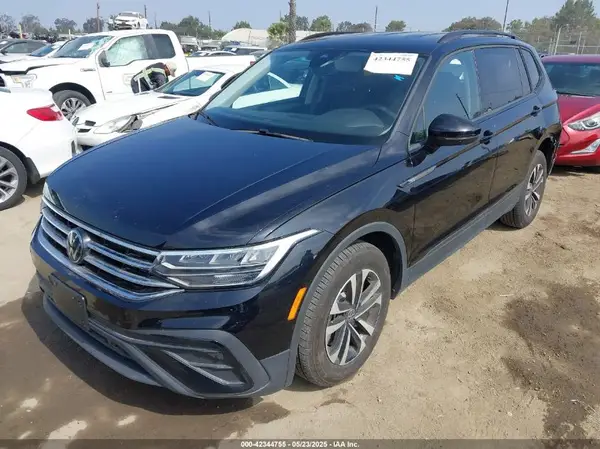 3VVRB7AX0RM055422 2024 VOLKSWAGEN TIGUAN - Image 2