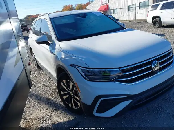 3VVRB7AX0RM191517 2024 VOLKSWAGEN TIGUAN - Image 1
