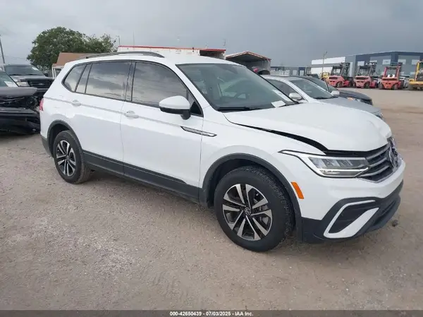3VVRB7AX0RM193493 2024 VOLKSWAGEN TIGUAN - Image 1