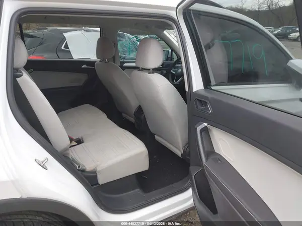 3VVRB7AX1PM042921 2023 VOLKSWAGEN TIGUAN - Image 8