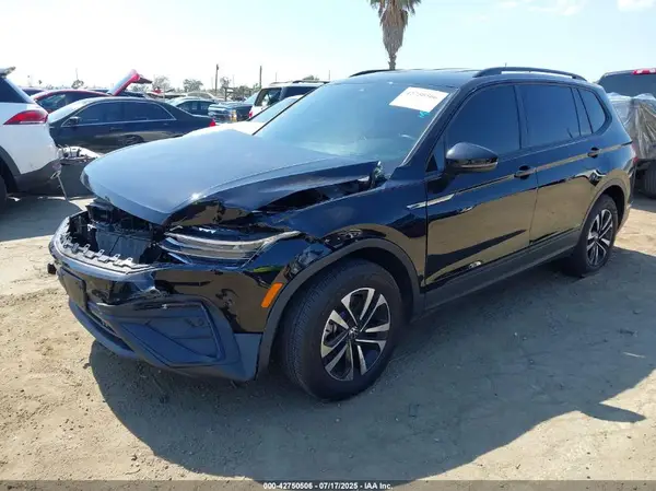 3VVRB7AX1RM036720 2024 VOLKSWAGEN TIGUAN - Image 2