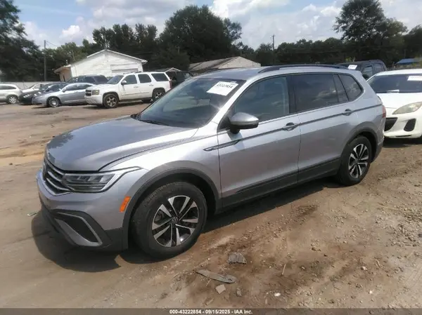 3VVRB7AX1RM048981 2024 VOLKSWAGEN TIGUAN - Image 2