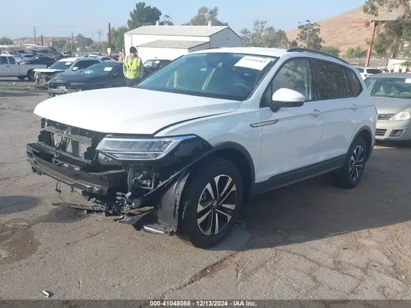 3VVRB7AX1RM080118 2024 VOLKSWAGEN TIGUAN - Image 2