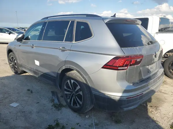 3VVRB7AX1RM119905 2024 VOLKSWAGEN TIGUAN - Image 2