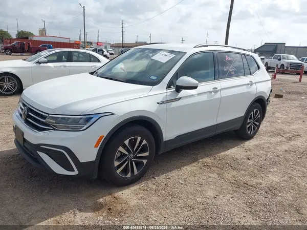 3VVRB7AX1RM211385 2024 VOLKSWAGEN TIGUAN - Image 2