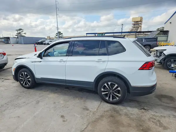 3VVRB7AX2PM064331 2023 VOLKSWAGEN TIGUAN - Image 2