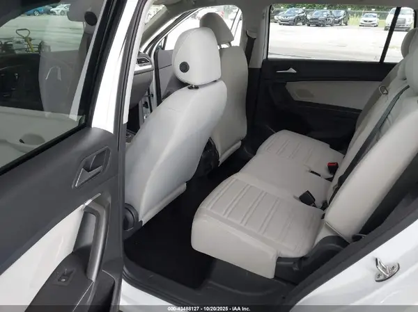3VVRB7AX2PM140467 2023 VOLKSWAGEN TIGUAN - Image 8