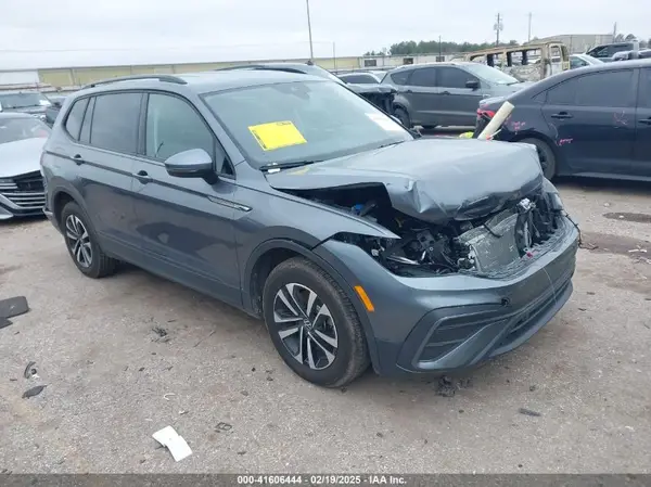 3VVRB7AX2RM020784 2024 VOLKSWAGEN TIGUAN - Image 1