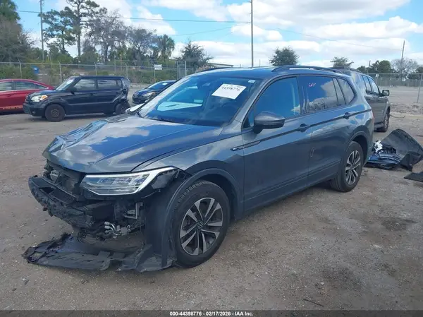 3VVRB7AX2RM057771 2024 VOLKSWAGEN TIGUAN - Image 2
