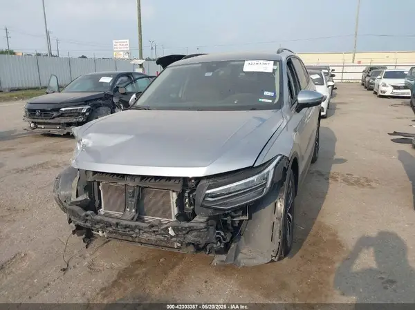 3VVRB7AX2RM185718 2024 VOLKSWAGEN TIGUAN - Image 2