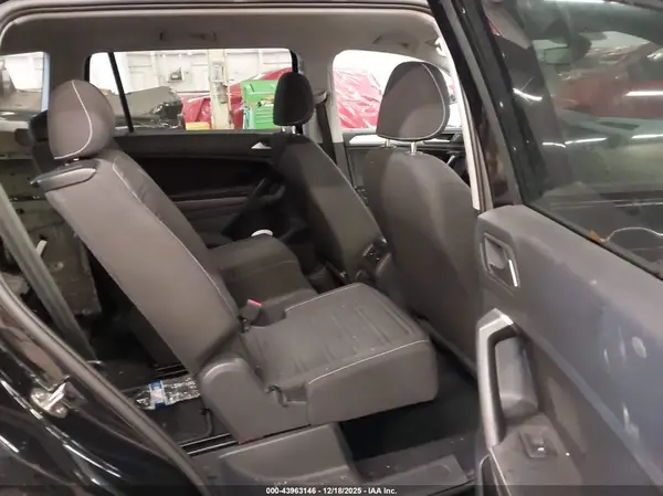 3VVRB7AX3PM126562 2023 VOLKSWAGEN TIGUAN - Image 8