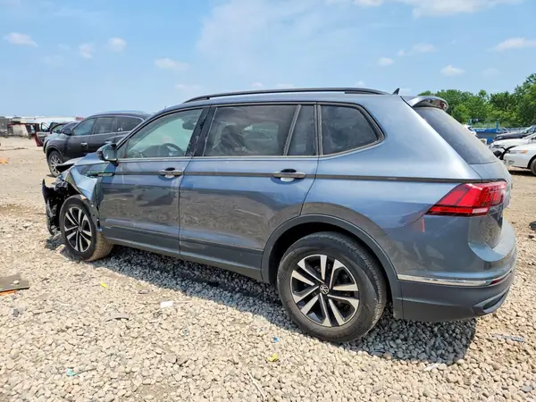 3VVRB7AX3PM142583 2023 VOLKSWAGEN TIGUAN - Image 2
