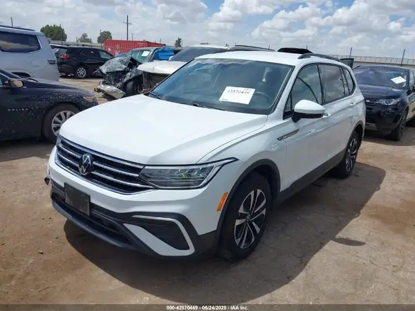 3VVRB7AX3RM133188 2024 VOLKSWAGEN TIGUAN - Image 2