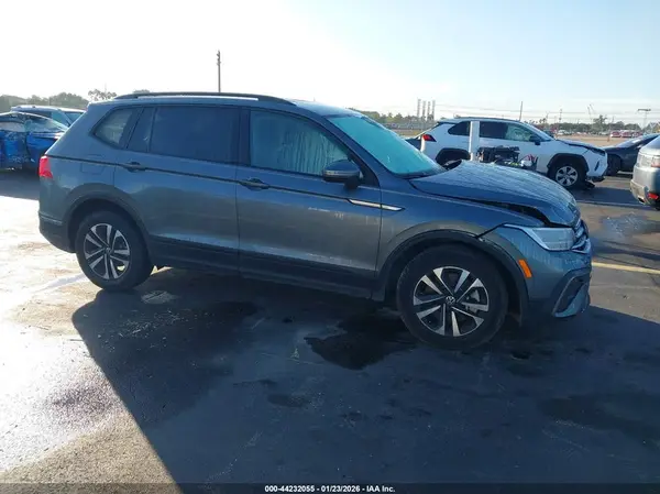 3VVRB7AX4RM106095 2024 VOLKSWAGEN TIGUAN - Image 1