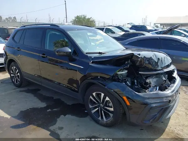 3VVRB7AX4RM117954 2024 VOLKSWAGEN TIGUAN - Image 1