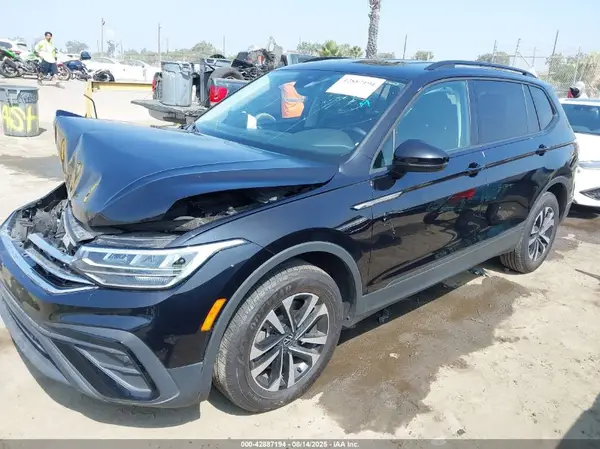 3VVRB7AX4RM117954 2024 VOLKSWAGEN TIGUAN - Image 2
