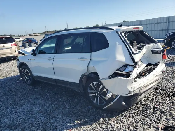 3VVRB7AX4RM208190 2024 VOLKSWAGEN TIGUAN - Image 2