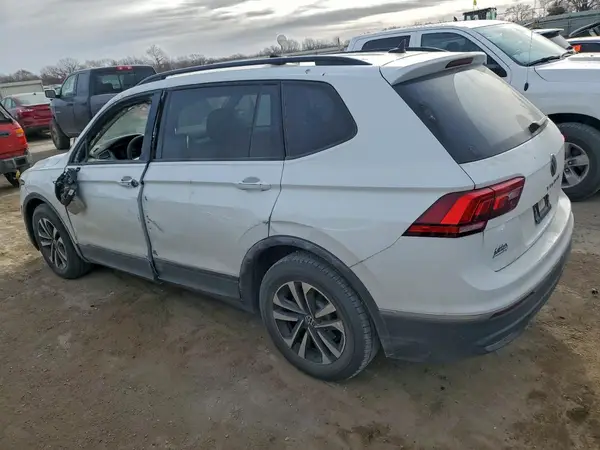 3VVRB7AX5RM072927 2024 VOLKSWAGEN TIGUAN - Image 2