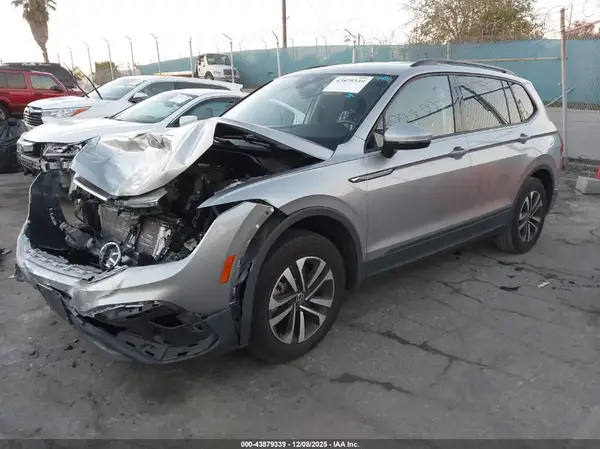 3VVRB7AX5RM106302 2024 VOLKSWAGEN TIGUAN - Image 2