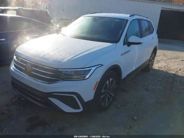 3VVRB7AX5RM207016 2024 VOLKSWAGEN TIGUAN - Image 2