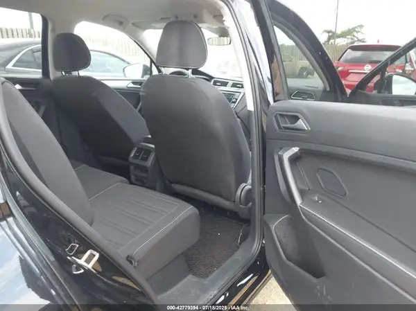 3VVRB7AX6PM040825 2023 VOLKSWAGEN TIGUAN - Image 8