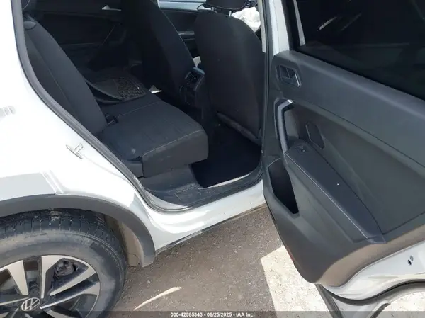 3VVRB7AX6PM057172 2023 VOLKSWAGEN TIGUAN - Image 8