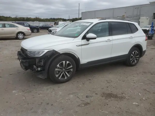 3VVRB7AX7PM052658 2023 VOLKSWAGEN TIGUAN - Image 1