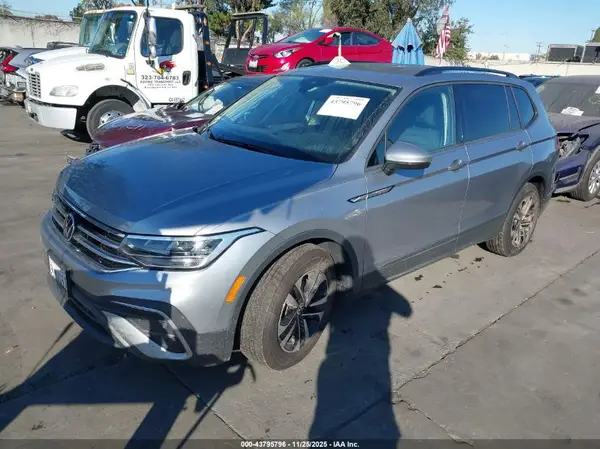 3VVRB7AX7RM078065 2024 VOLKSWAGEN TIGUAN - Image 2