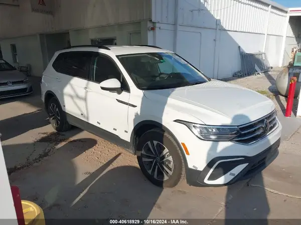 3VVRB7AX7RM101957 2024 VOLKSWAGEN TIGUAN - Image 1