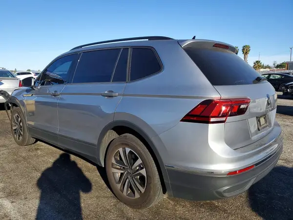 3VVRB7AX7RM187903 2024 VOLKSWAGEN TIGUAN - Image 2