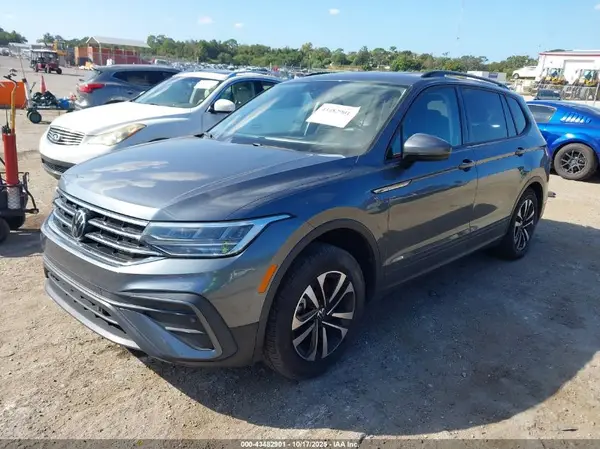 3VVRB7AX8PM047968 2023 VOLKSWAGEN TIGUAN - Image 2