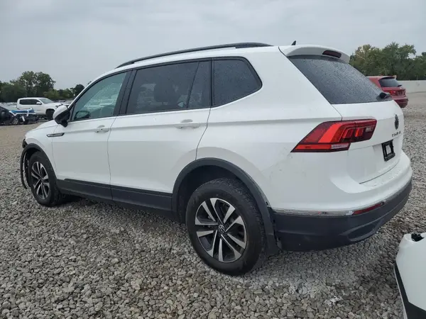 3VVRB7AX8PM076418 2023 VOLKSWAGEN TIGUAN - Image 2