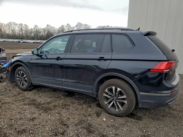 3VVRB7AX8PM131627 2023 VOLKSWAGEN TIGUAN - Image 2