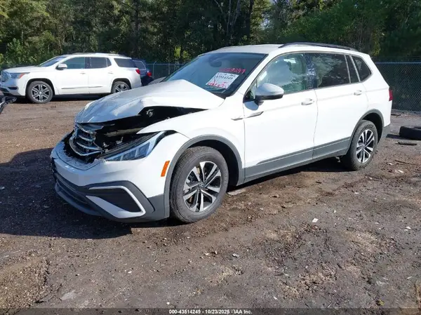 3VVRB7AX8RM034351 2024 VOLKSWAGEN TIGUAN - Image 2