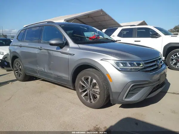 3VVRB7AX8RM131114 2024 VOLKSWAGEN TIGUAN - Image 1