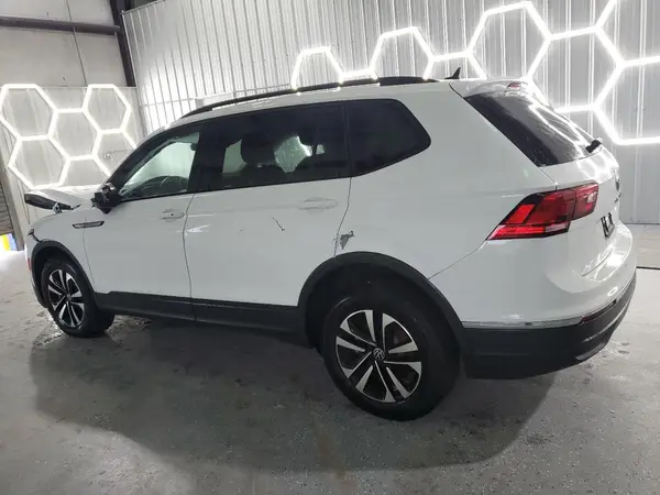 3VVRB7AX8RM186162 2024 VOLKSWAGEN TIGUAN - Image 2
