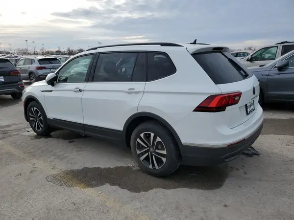 3VVRB7AX8RM189529 2024 VOLKSWAGEN TIGUAN - Image 2